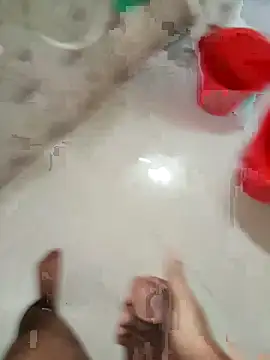 Snapshot of zim200 chatting on 10-10-25, 08:48 zim200 online show from 10-10-25, 08:48