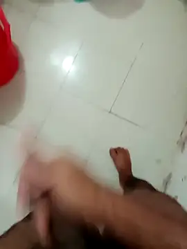 Snapshot of zim200 chatting on 10-06-25, 05:30 zim200 online show from 10-06-25, 05:30