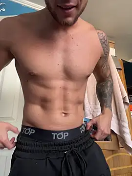 Snapshot of MRmusculo20 chatting on 03-15-26, 08:05 MRmusculo20 online show from 03-15-26, 08:05