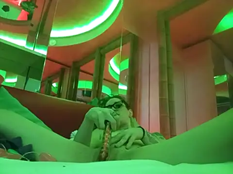 Snapshot of BestSexForYou chatting on 03-02-26, 03:18 BestSexForYou online show from 03-02-26, 03:18