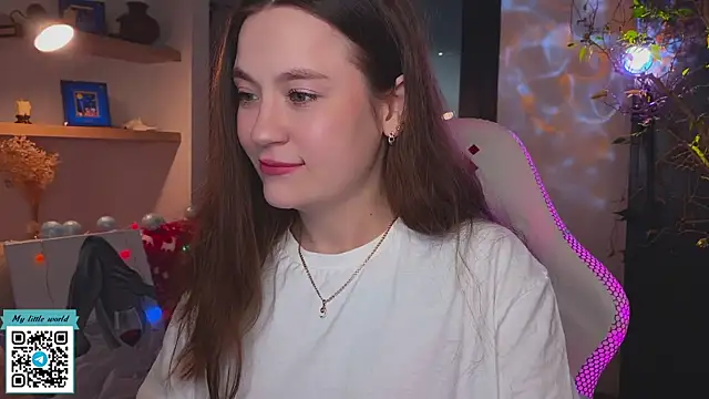 mia here online show from 12-14-25, 02:07