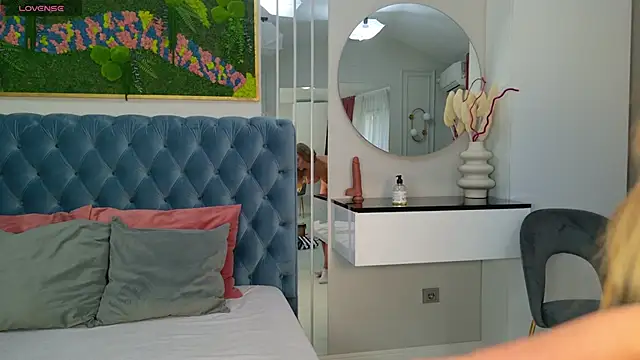 SiennaPierce online show from 03-17-26, 05:32