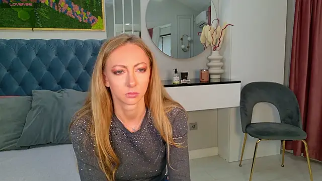 SiennaPierce online show from 03-12-26, 05:13