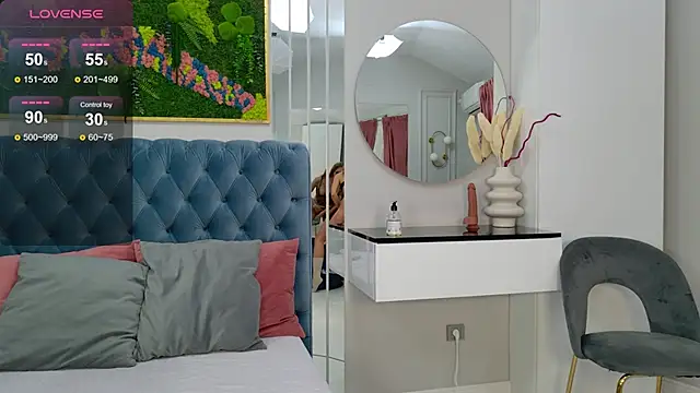 SiennaPierce online show from 11-13-25, 05:44