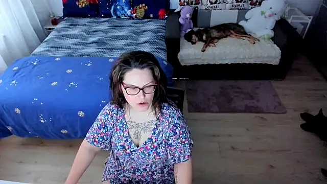 Squirt Kimm online show from 11-28-25, 10:15