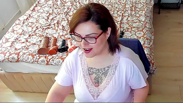 Snapshot of Squirt_Kimm chatting on 04-28-26, 11:14 Squirt Kimm online show from 04-28-26, 11:14