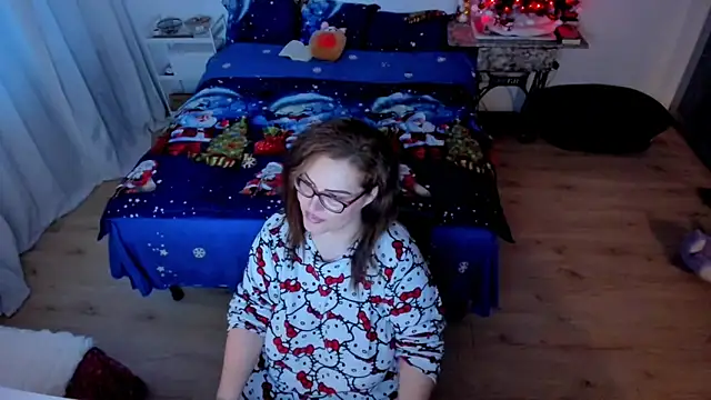 Squirt Kimm online show from 12-22-25, 01:55