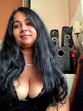 Snapshot of Melissa10 chatting on 10-17-25, 07:33 Melissa10 online show from 10-17-25, 07:33