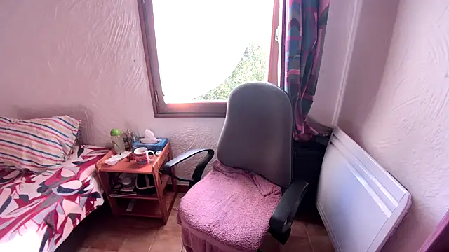 salome2025 online show from 11-04-25, 09:24