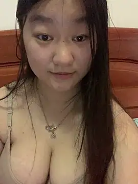 xialuo25 online show from 02-12-26, 04:34