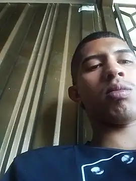 Snapshot of tu_flaco_rico chatting on 10-11-25, 03:35 tu flaco rico online show from 10-11-25, 03:35