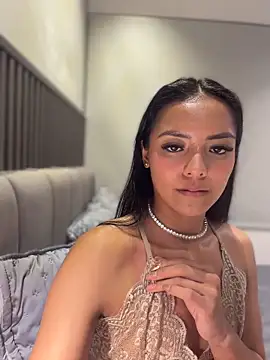 im-isabella online show from 04-18-26, 02:25