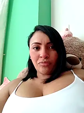 VeronicaBrun online show from 10-17-25, 07:59