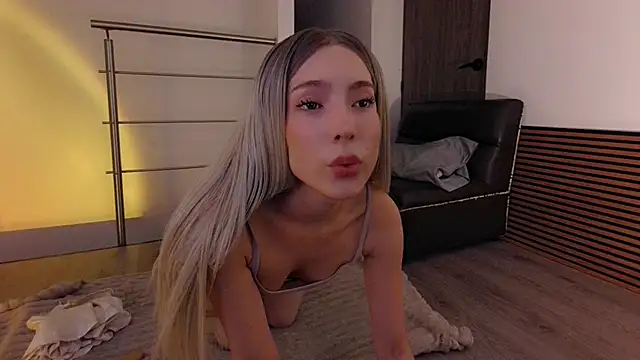 Snapshot of Lili_Cherry chatting on 11-22-25, 11:03 Lili Cherry online show from 11-22-25, 11:03