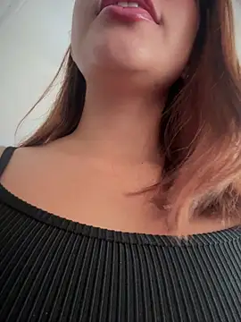 sara calderon online show from 03-31-26, 01:35