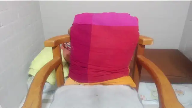 rose-crystal online show from 03-15-26, 11:45