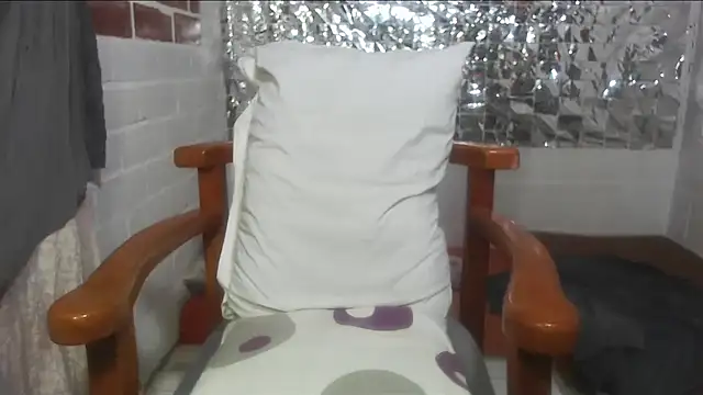 rose-crystal online show from 10-04-25, 11:39