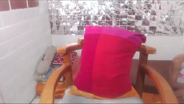 rose-crystal online show from 02-22-26, 05:47