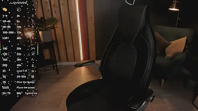 Ash Hasmy online show from 11-18-25, 12:30