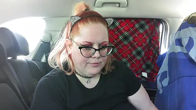 Kinky Witch online show from 03-25-26, 05:45