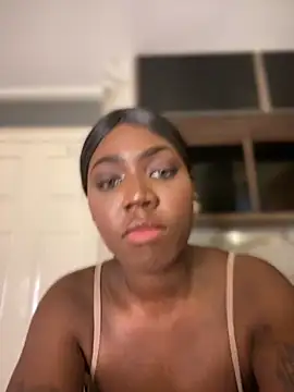 Alexia 24 online show from 10-27-25, 12:44