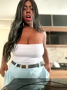 Alexia 24 online show from 11-04-25, 07:50