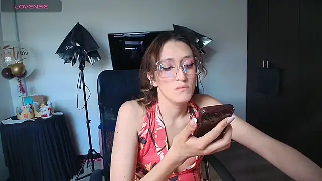 Axel-xoxo online show from 07-28-26, 05:01