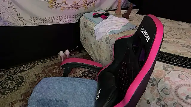 BossMomma0387 online show from 10-31-25, 02:19