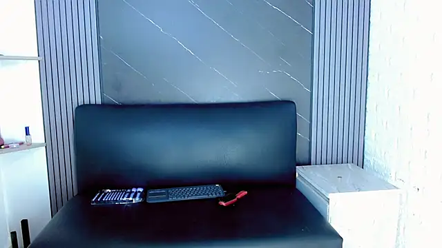 Raven Doll19 online show from 04-14-26, 01:54