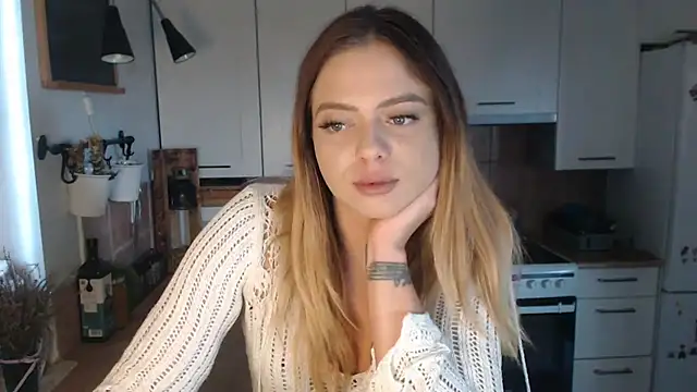 BuffyxLUST online show from 10-01-25, 11:25