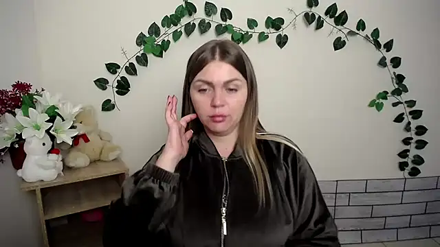 Snapshot of Magic_Katarina_ chatting on 09-25-25, 07:14 Magic Katarina online show from 09-25-25, 07:14