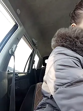 YOURLIKAA online show from 12-20-25, 05:10