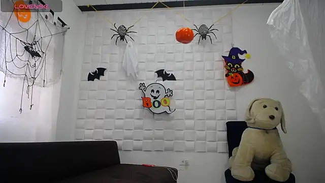 Mature Lady  online show from 10-16-25, 07:11