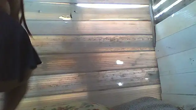 Snapshot of srtsara chatting on 06-16-26, 01:00 srtsara online show from 06-16-26, 01:00