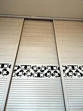 Ninazhang online show from 11-16-25, 01:43