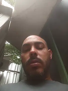 Snapshot of jfgustavo001 chatting on 03-11-26, 02:22 jfgustavo001 online show from 03-11-26, 02:22