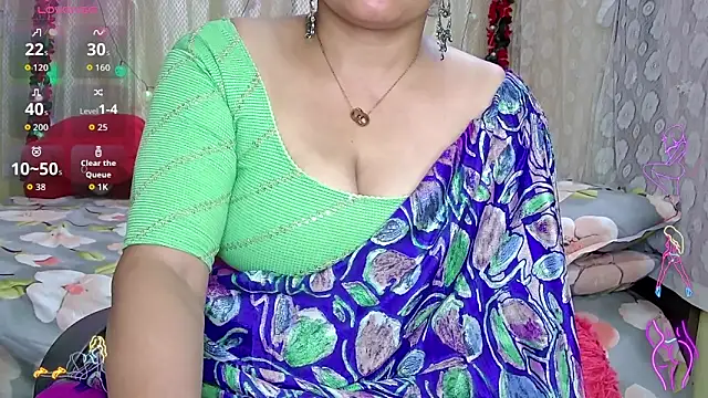 Snapshot of MasTANIYA chatting on 04-21-26, 06:14 MasTANIYA online show from 04-21-26, 06:14