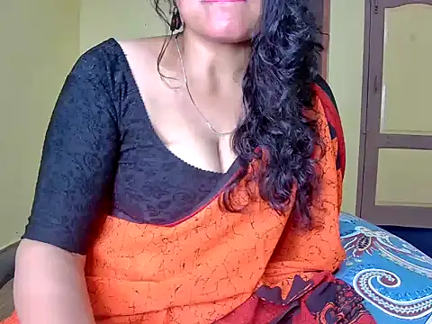 Snapshot of MasTANIYA chatting on 10-12-25, 06:42 MasTANIYA online show from 10-12-25, 06:42