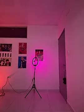 18 salo online show from 02-06-26, 04:19