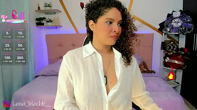 Luna blackk online show from 03-10-26, 09:08