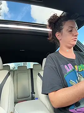 sweetsirenn online show from 12-18-25, 01:37