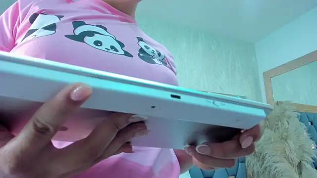 juliette pretty  online show from 02-14-26, 07:03