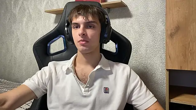 elliot scott online show from 10-07-25, 02:23