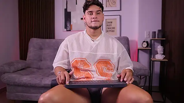 DaviesBrown online show from 11-14-25, 08:56