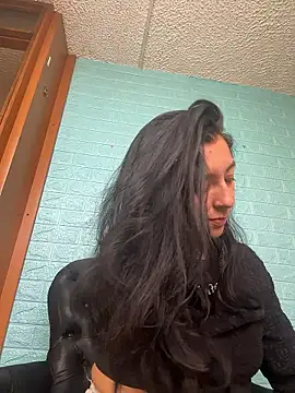 SALOME KORLAND online show from 01-10-26, 06:03