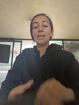 SALOME KORLAND online show from 04-15-26, 09:37