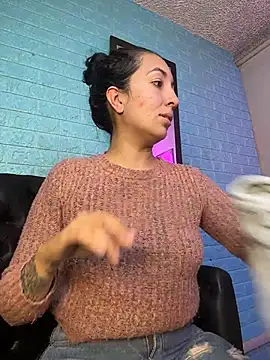 SALOME KORLAND online show from 04-07-26, 05:15