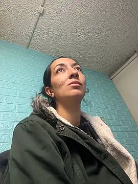 SALOME KORLAND online show from 11-06-25, 12:20