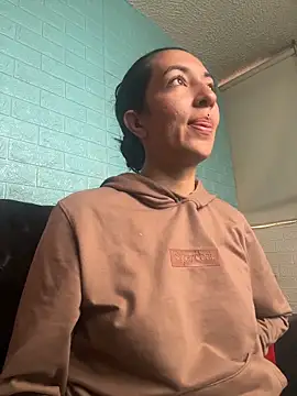 SALOME KORLAND online show from 10-28-25, 12:37