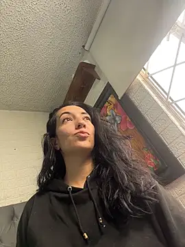 SALOME KORLAND online show from 10-25-25, 02:28